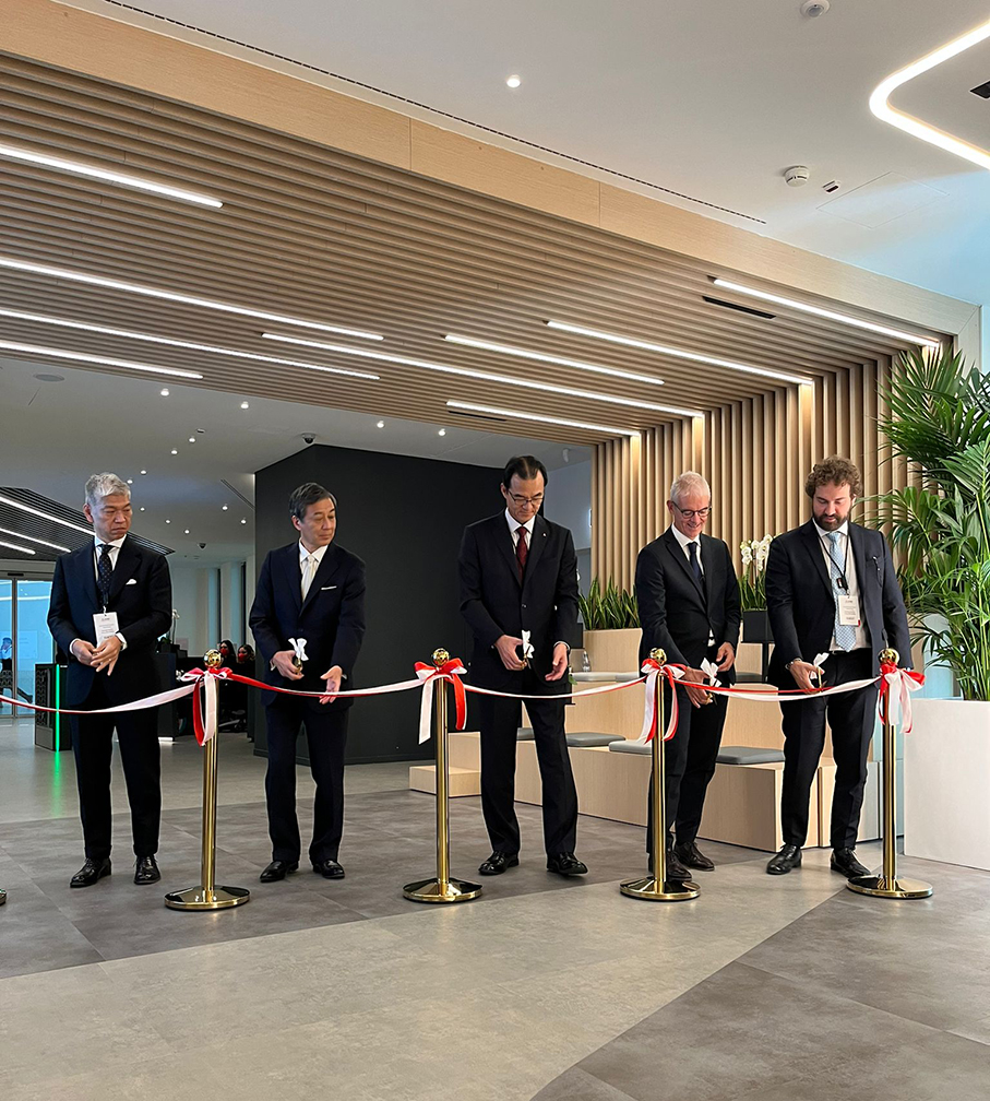 Mitsubishi Electric Italia inaugurazione nuova sede Energy Park Vimercate taglio nastro