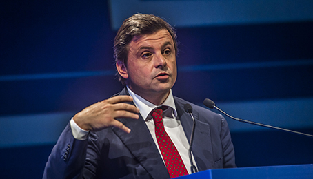 Calenda sviluppo economico macchine utensili