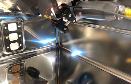 saldatura pulitura laser robot Hyundai KLAINrobotics