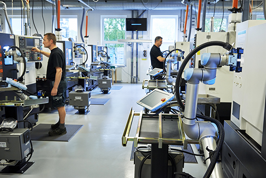 cobot Universal Robots asservimento CNC