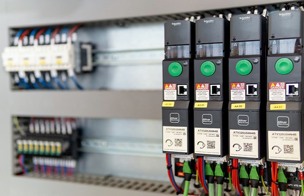 impianti galvanici Omic Schneider Electric