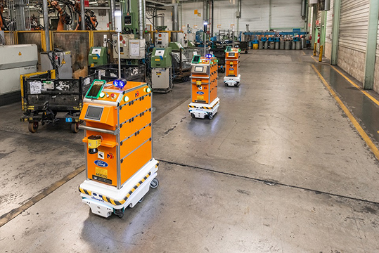 robot mobili MiR logistica interna Ford