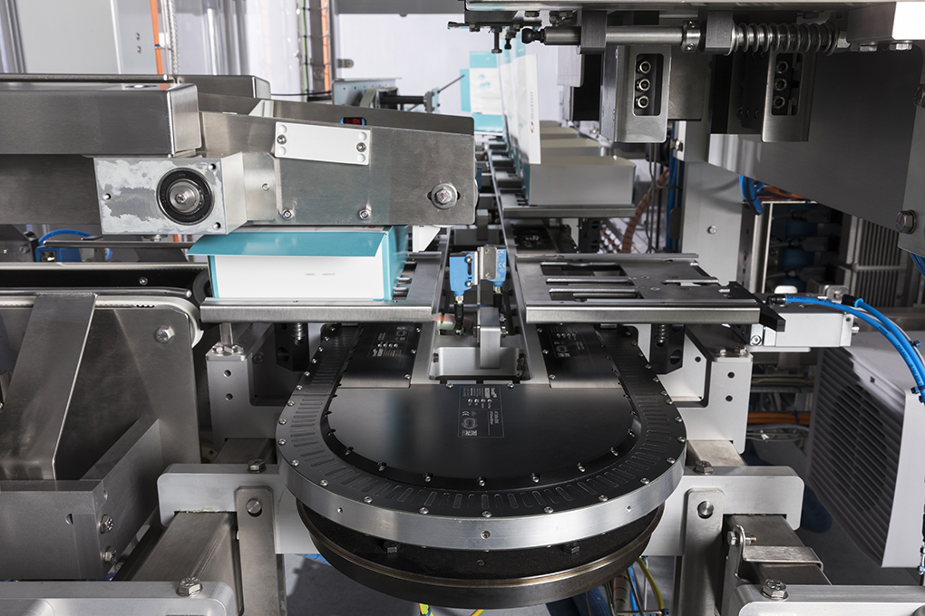 Mondial sistema meccatronico packaging GFX Beckhoff HepcoMotion imballaggio