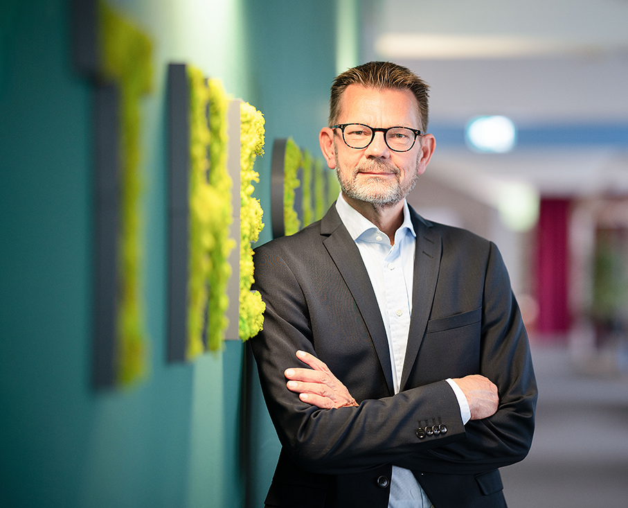 Paessler acquisizione ITPS Group soluzioni monitoraggio IT OT Helmut Binder