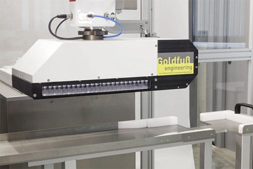 Yaskawa Goldfuß Engineering cobot sistema di presa manipolazione fiale farmaceutico