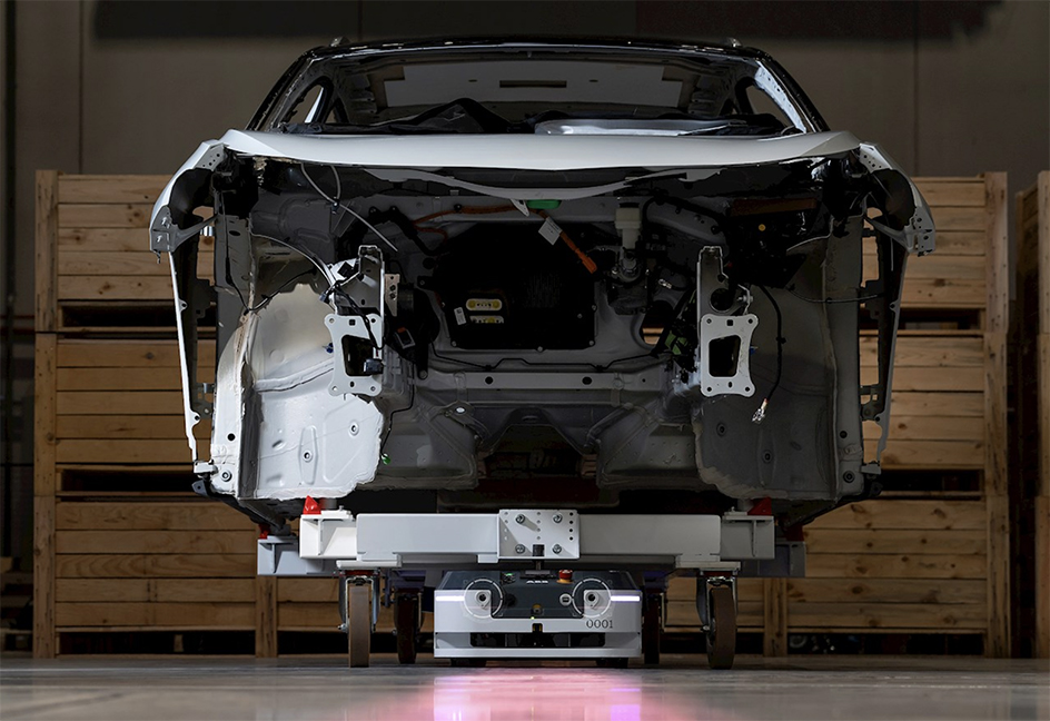 ABB robotica mobile AI acquisizione Sevensense AMR automotive