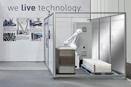 Yaskawa robot pinza Goldfuss engineering fiale farmaceutico
