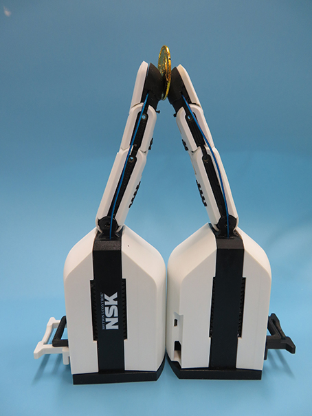 NSK-Centro-Aerospaziale-tedesco-mano-robotica-dita-configurabili