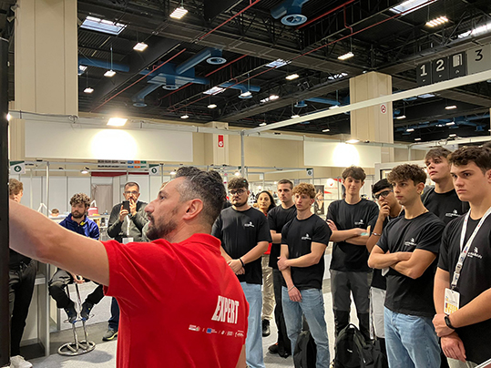 Fanuc-WorldSkills-Piemonte-2024-sistemi-robotici-integrati-competenze-automazione