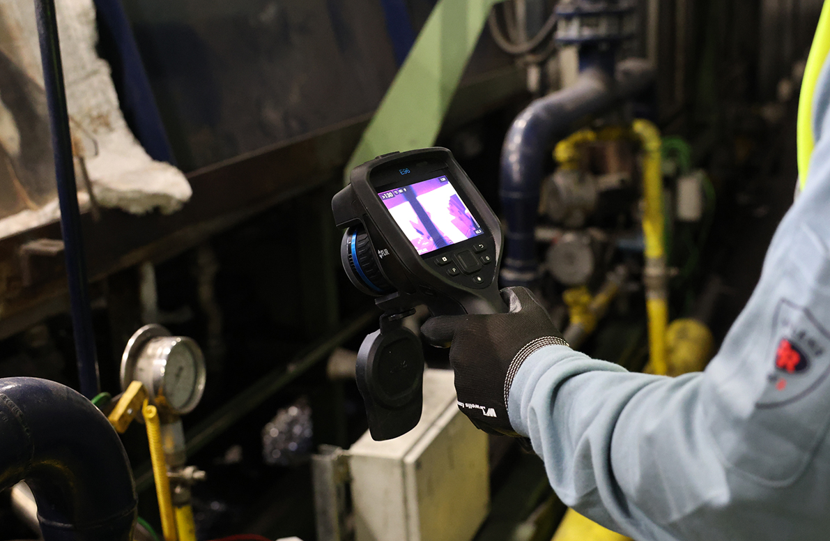 Flir termocamere della serie Exx rilevamento anomalie pompe idrauliche