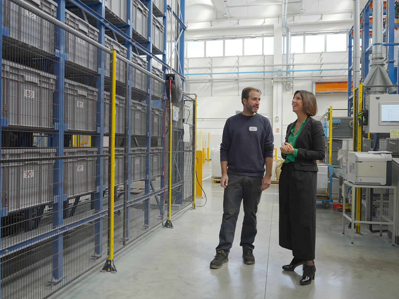 Schneider Electric monitoraggio energetico Lati compound termoplastici ESG