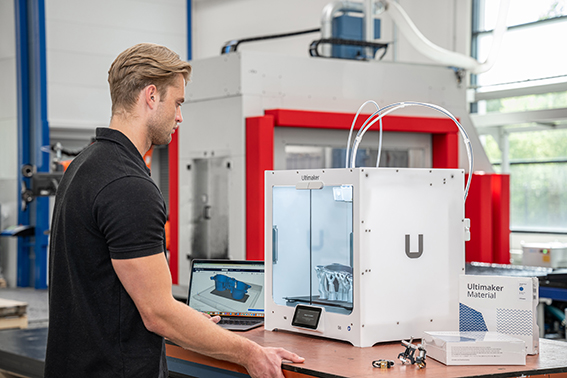 UltiMaker stampante 3D S6 stampa efficiente multimateriale