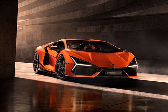 PTC-Automobili-Lamborghini-CES-LAs-Vegas-Intelligent-product-lifecycle