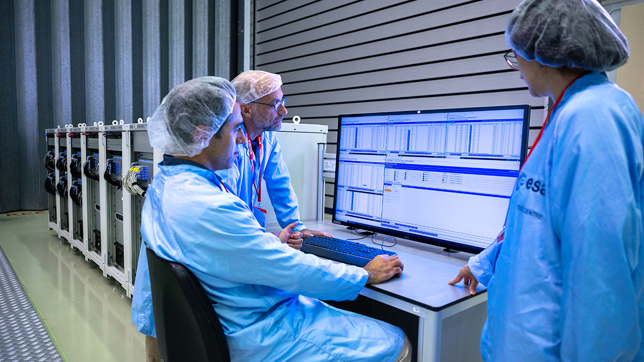  Siemens collaborazione ESA programma EPIC sostegno start-up Space economy europea digital twin
