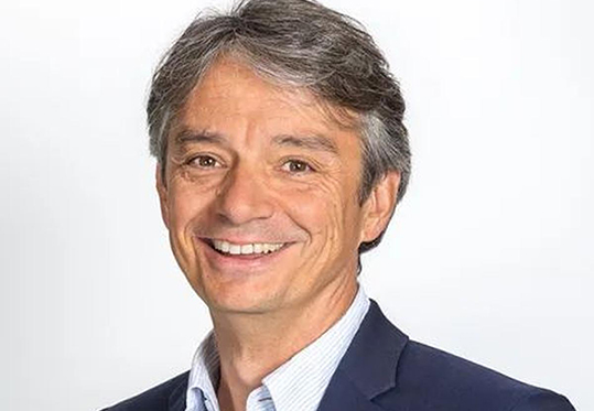 Dassault Systèmes Omron virtual twin convergenza IT OT fabbriche autonome