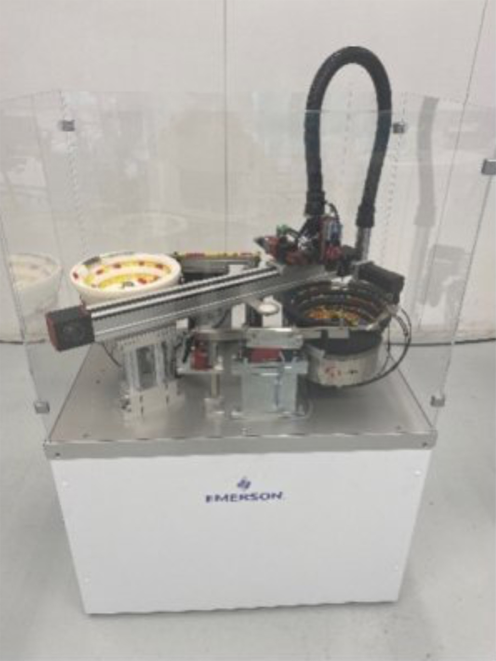 Emerson motion control handling e alimentazione SPS Italia controllo O-ring medicale